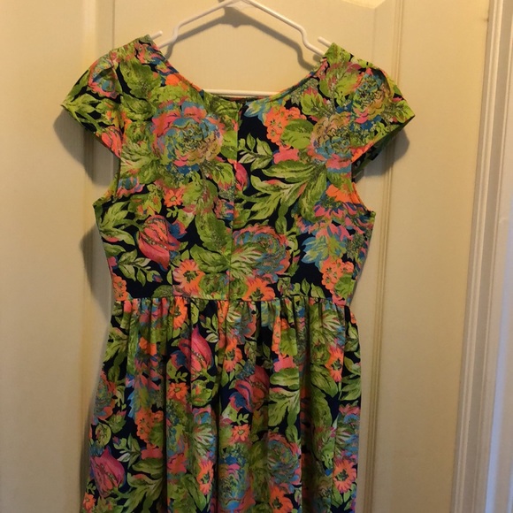 short lime green floral romper with zipper on back - Picture 5 of 6